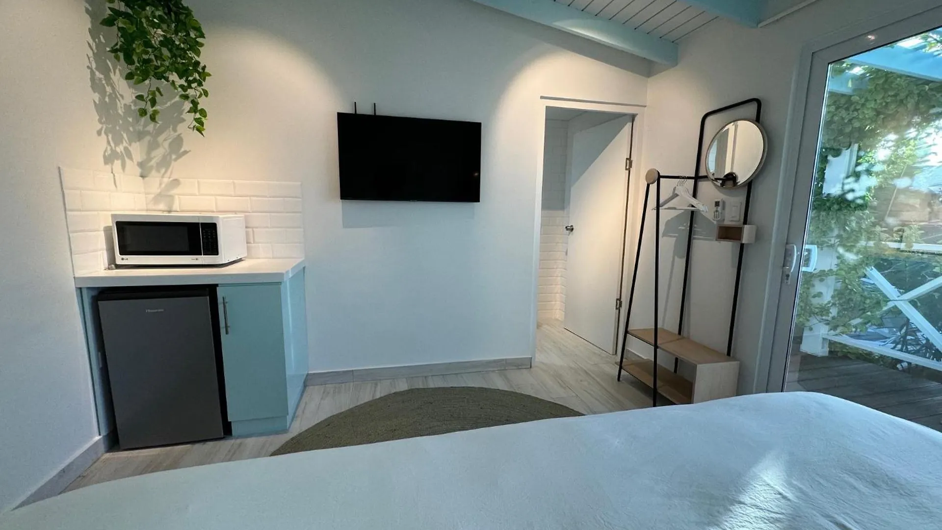 Meraki Studio Oranjestad 0*,